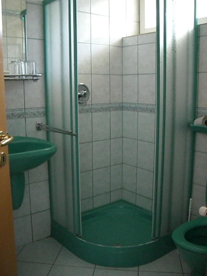 Hotel Napfürdő Vendégház Mezőkövesd Habitación foto