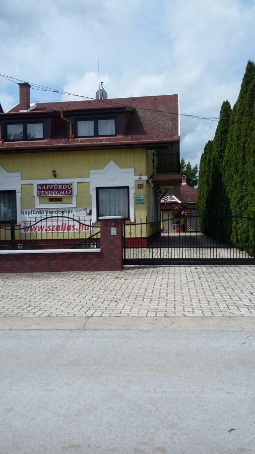 Hotel Napfürdő Vendégház Mezőkövesd Exterior foto